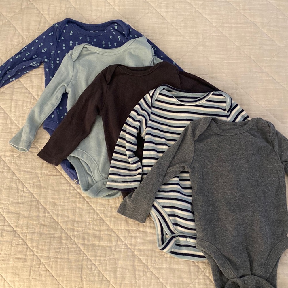 Set of 5 old navy bodysuits